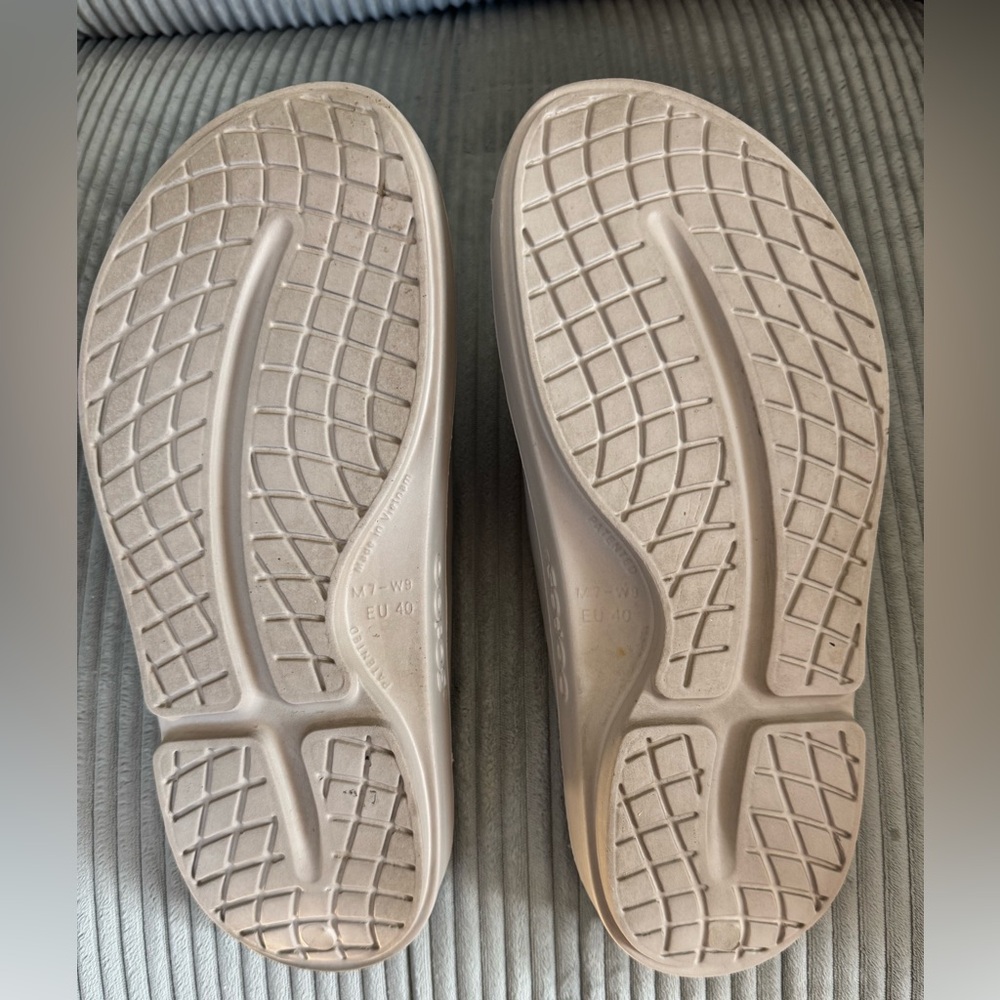 Oofos Beige Textured Sole Slip-On Shoes